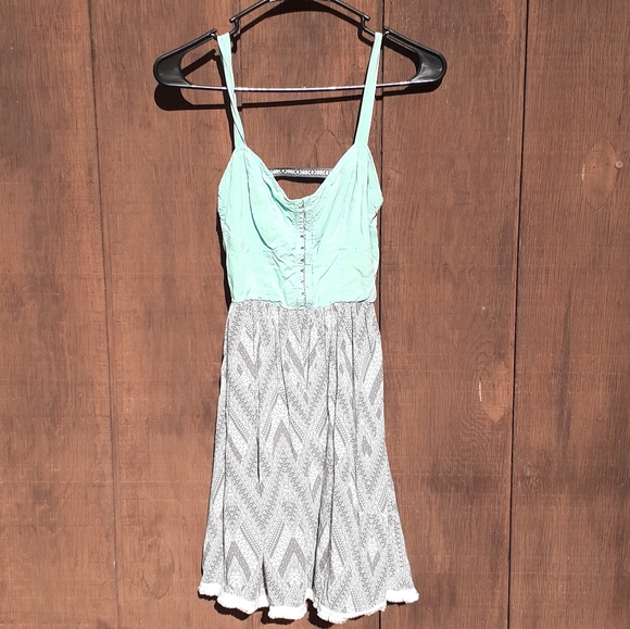 Empyre Dresses & Skirts - Empyre Mint & Gray Cute Mini Dress | Women’s Size XS